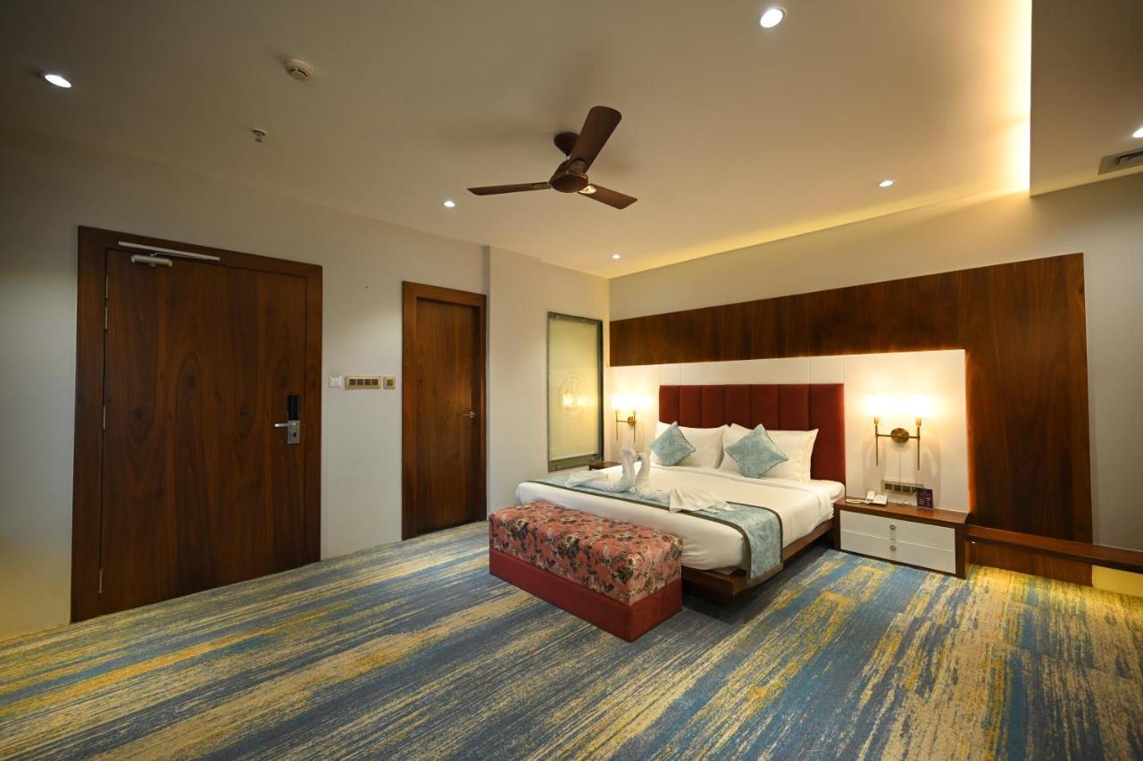 The Royal Class Hotel Gwalior Eksteriør billede